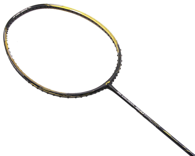 Side view of Li-Ning 3D Calibar 900i badminton racket showing aerodynamic frame for quick swings and aggressive play