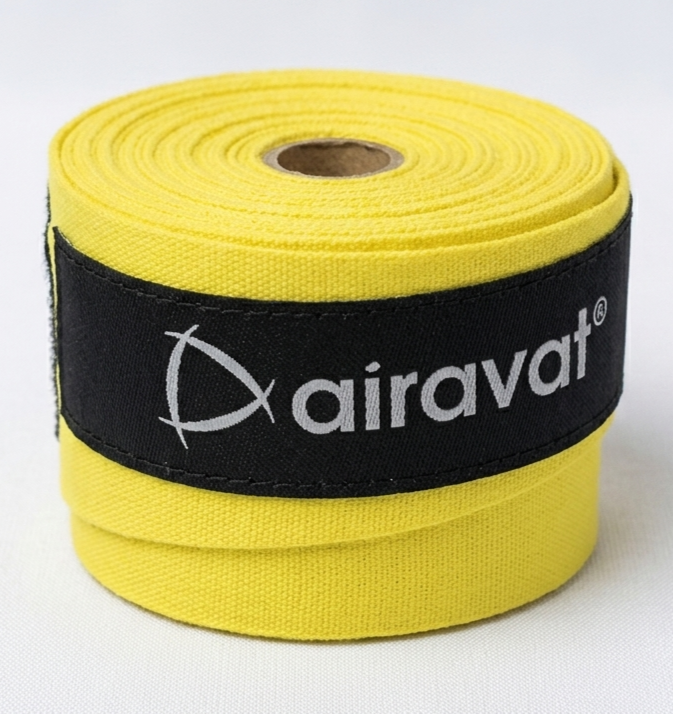 Airavat 7092 badminton grip for comfortable non-slip hold and improved racket control