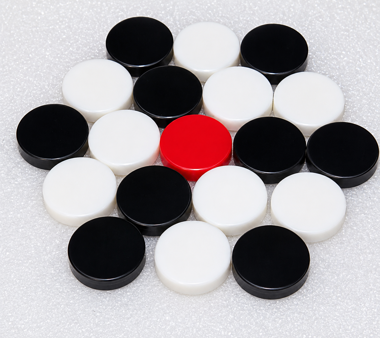 Vixen Acrylic Club 6mm 7487 Carrom Coins